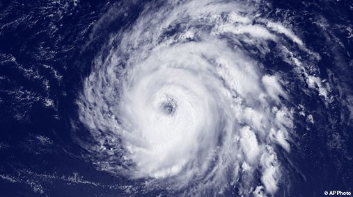 This satellite image shows Hurricane Bill in the Atlantic ocean on August 18, 2009. [AP Photo/NOAA]