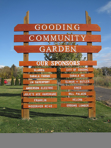 Gooding Community Garden sign.