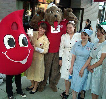 Photo: Planning costumes and decorations for Halloween yet? Take this quiz to plan for safety as well!

https://www.facebook.com/redcross/app_392505194102704 

Photo courtesy of Portland Red Cross.