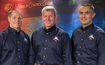 NASA astronaut Kevin Ford (left), Expedition 33 flight engineer and Expedition 34 commander; along with Russian cosmonauts Oleg Novitskiy (center) and Evgeny Tarelkin, both Expedition 33/34 flight engineers, pose for a portrait following an Expedition 33/34 preflight press conference.