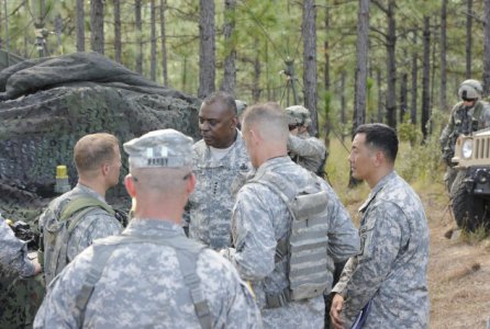 Austin observes JRTC rotation, discusses health of force