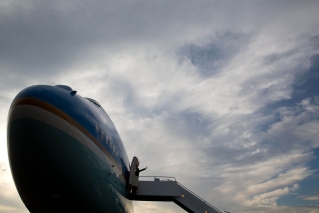 President Barack Obama waves as he boards Air Force One at Dayton International Airport in Dayton, Ohio, Oct. 23, 2012. (Official White House Photo by Pete Souza)