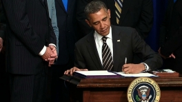 President Obama Signs the STOCK Act