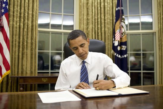 President Obama signs emergency measures for Arkansas and Kentucky