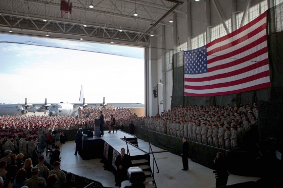 20111215 The President and First Lady at Fort Bragg 