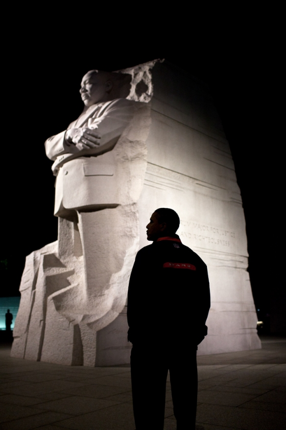 President Obama visits MLK memorial at night