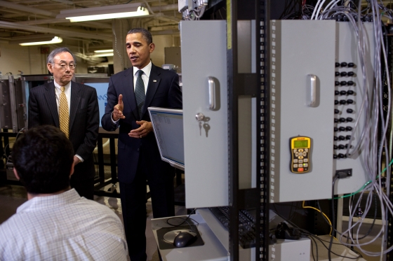 President Obama and Energy Secretary Chu Tour Innovation Hub in State College