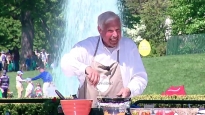 2011 White House Easter Egg Roll: Play with Your Food with Howard Helmer