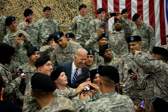 Vice President Biden and Dr. Jill Biden Take Photos at Welcome Home Ceremony at Fort Drum in New York