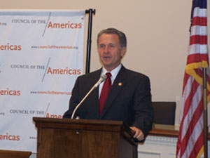 Herger speaks at a Council of the Americas trade event (2008)