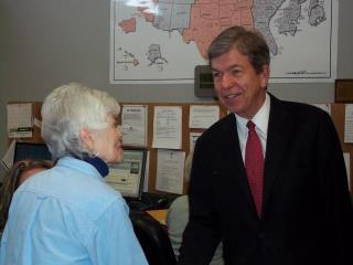 Photo: Senator Blunt talks with volunteers at the Ozarks Red Cross.