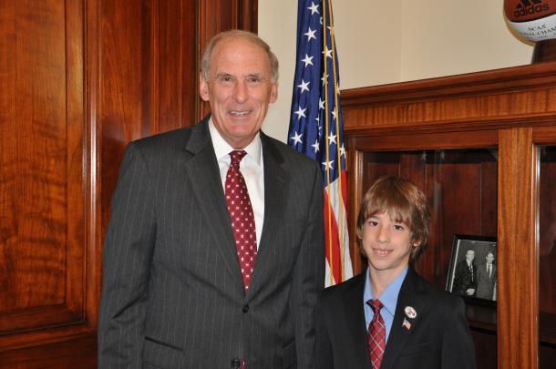 Senator Coats Meets with Nathan Beeler of Avon