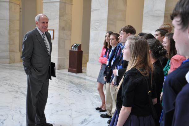 Senator Coats Meets with Students from Notre Dame Catholic School