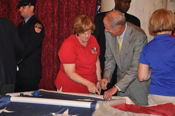 Senator Coats Attends National 9/11 Flag Stitching Event