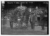 [Large floral wreath] presented to Yankees, opening day, 4/22/15 (LOC) by The Library of Congress