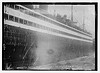 Confetti throwing at the departure of the George Washington (LOC) by The Library of Congress