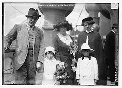 John McCormack, wife & children (LOC)