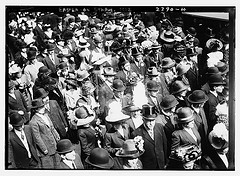 Easter - 5th Ave. 1912 (LOC)