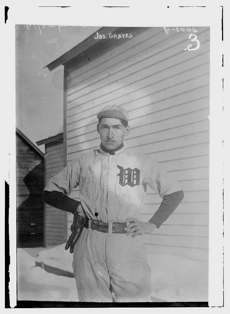 [Joe Graves, pitcher, signed by Philadelphia AL & member of Chippewa tribe (baseball)] (LOC)