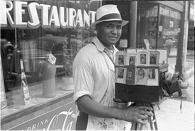 Itinerant photographer in Columbus, Ohio (LOC)