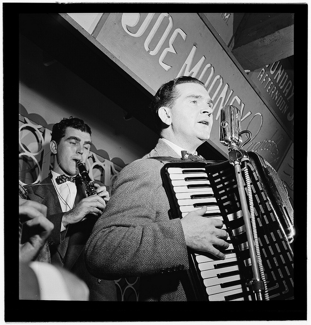 [Portrait of Joe Mooney and Andy Fitzgerald, Dixon's Steak House(?), New York, N.Y., ca. Oct. 1946] (LOC)