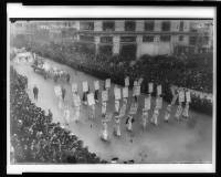 Suffragists marching, probably in New York City in 1913