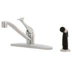 Single-Handle Side Sprayer Kitchen Faucet in Polished Chrome