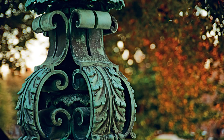 Architectural detail - urn