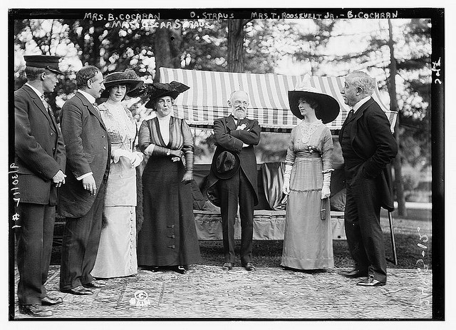 Mrs. B. Cochran, Mrs. Oscar Straus, Oscar Straus, Mrs. T. Roosevelt Jr., and B. Cochran (LOC)