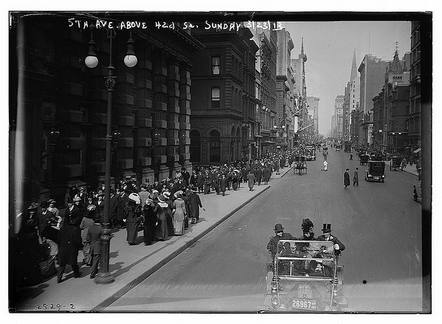 5th Ave. above 42d [i.e., 42nd] St. Sunday, 3/23/13 (LOC)
