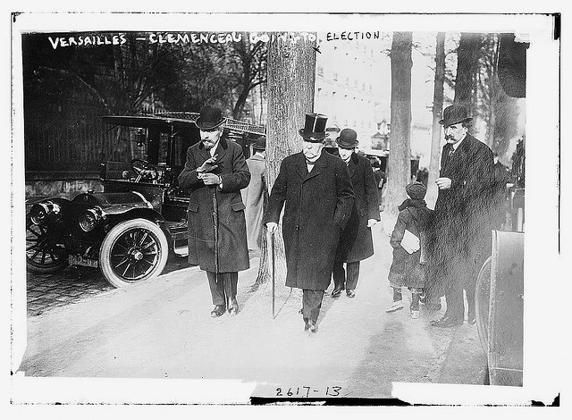 Versailles - Clemenceau going to election (LOC)