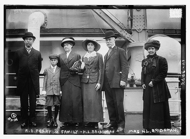 R.E. Peary & family, H.L. Bridgman and wife (LOC)