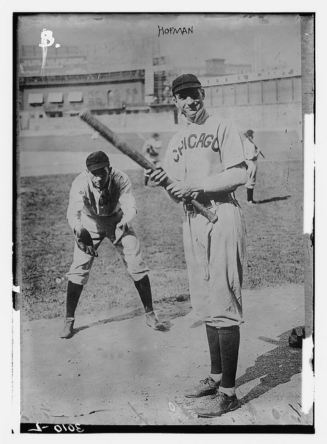 [Arther "Solly" Hofman batting, and Jack Pfiester, a pitcher playing catcher, Chicago NL (baseball)] (LOC)