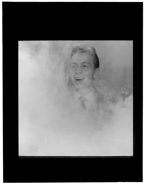[Portrait of Mel Tormé, New York, N.Y., between 1946 and 1948] (LOC)