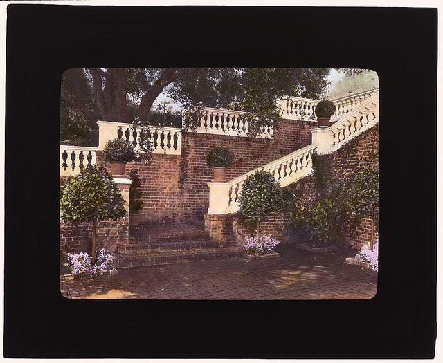 Mrs. Francis Lemoine Loring house, 700 South San Rafael Avenue, San Rafael Heights, Pasadena, California. (LOC)