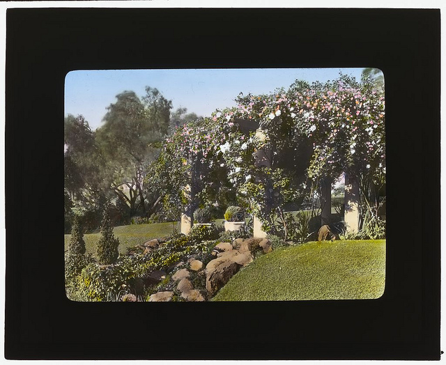 Mrs. Francis Lemoine Loring house, 700 South San Rafael Avenue, San Rafael Heights, Pasadena, California. (LOC)
