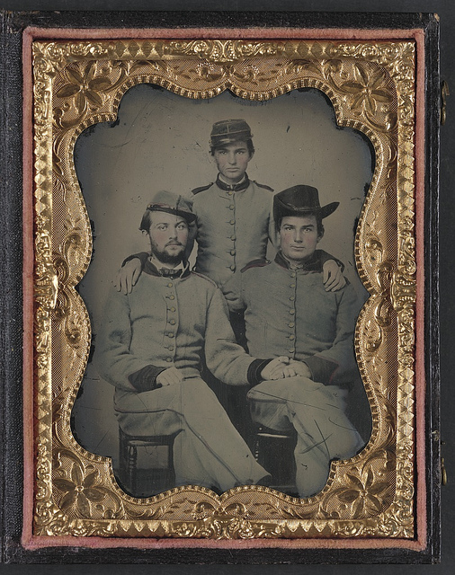 [Three unidentified soldiers in Confederate artillerymen uniforms] (LOC)