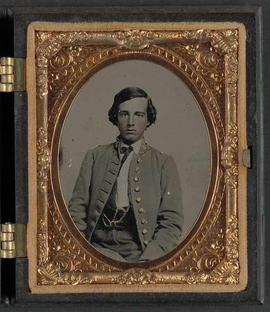 [Unidentified soldier in Confederate nine-button frock coat] (LOC)