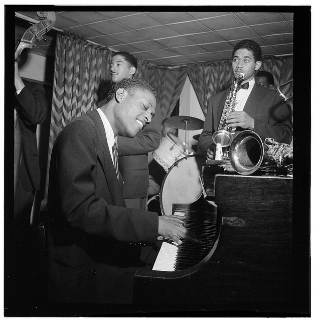 [Portrait of Eddie Heywood, Downbeat, New York, N.Y., ca. July 1947] (LOC)