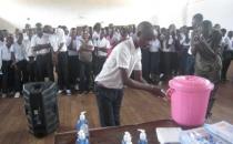 Cepphy Monkole and the public health School of Kinshasa celebrate the hand washing day in Democratic Republic of Congo