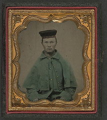 [Unidentified soldier of the 12th Illinois Volunteers, "The First Scotch Regiment" in greatcoat and tamoshanter cap] (LOC)