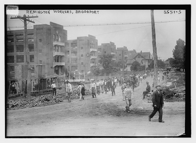 Remington workers, Bridgeport  (LOC)