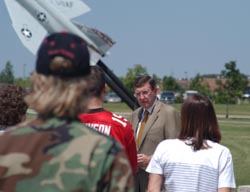 Senator Conrad talks in Fargo about national defense.