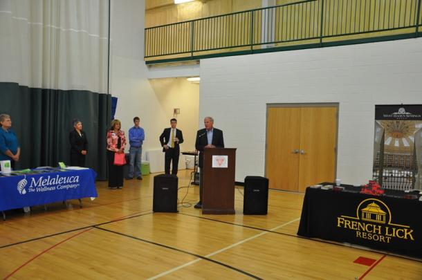 Senator Coats, Rep. Young Host Corydon Job Fair