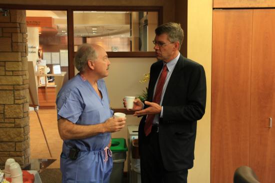 Rep. Paulsen tours Mercy Hospital in Coon Rapids, MN. 