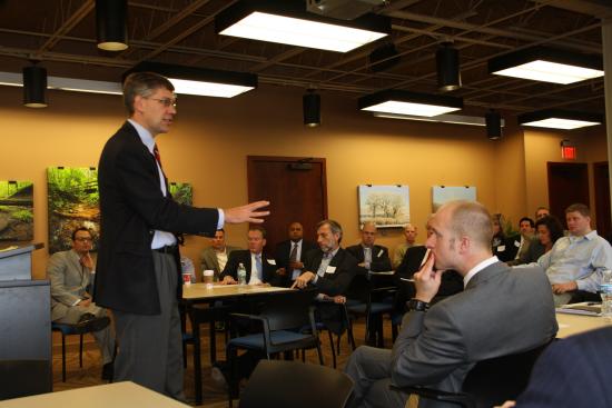 Rep. Paulsen holds a Medical Technology Roundtable to discuss innovation and jobs growth