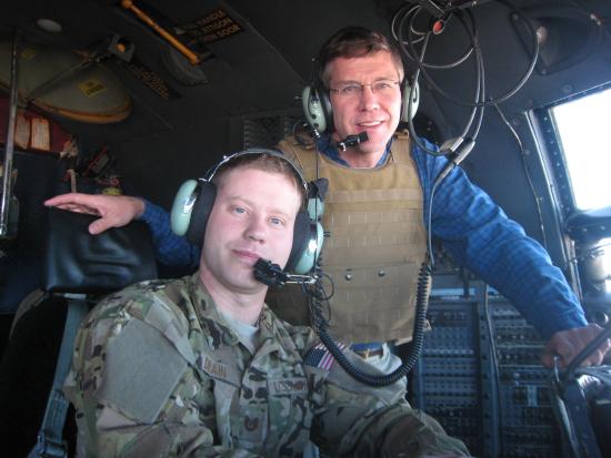 Erik visits with Minnesotan TSgt Drain while visiting troops in Afghanistan.