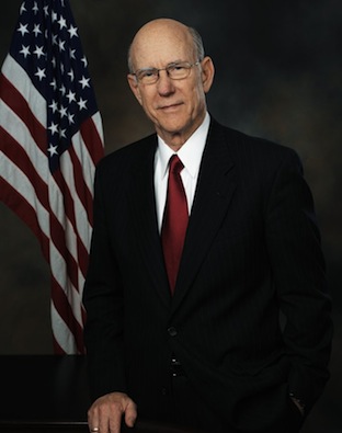 Photo of Ranking Member Leader Senator Pat Roberts