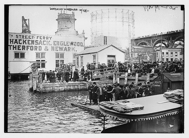 Watching warships 10/28/11 (LOC)