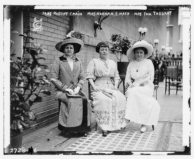 Mrs. Robert Crain, Mrs. Norman E. Mack, Mrs. Tom Taggart (LOC)